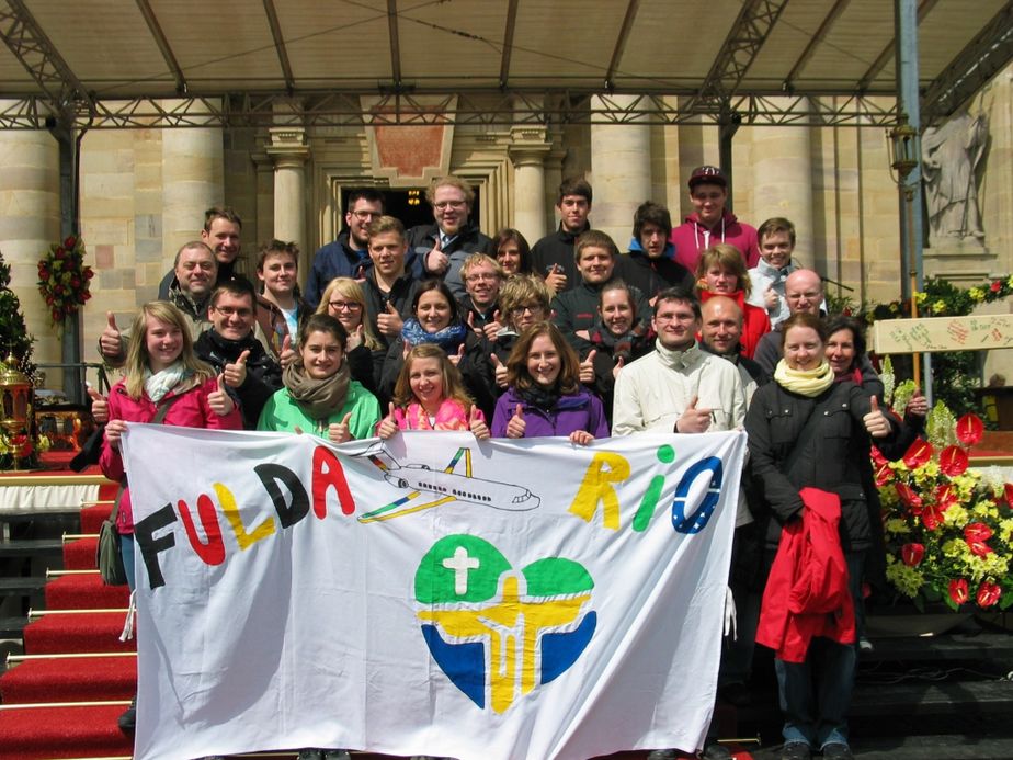 Die Teilnehmer des zweiten Vorbereitungswochenendes beim Bonifatiusfest in Fulda